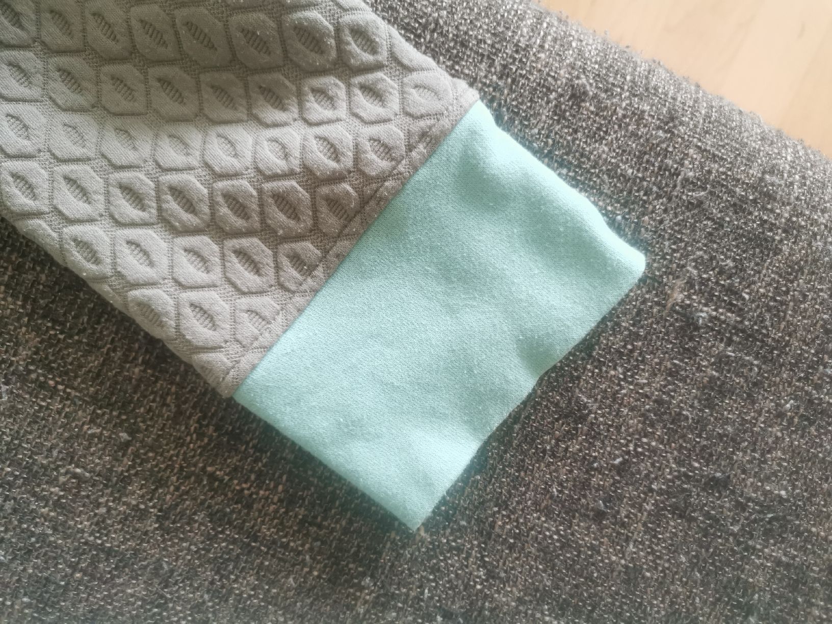 Maglioni & Felpe: Pullover Damen – Usato da Jona venduto da HelenSch 2