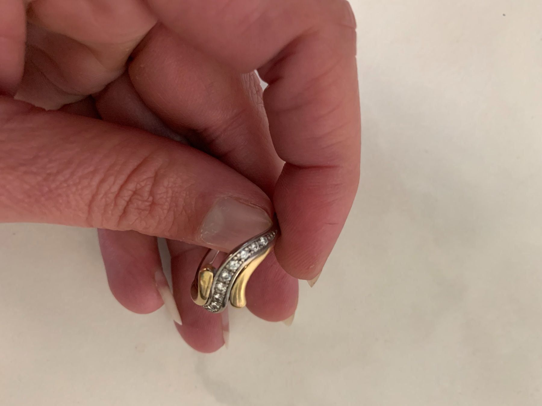 Anelli: Geschwungener Ring Gold mit Diamanten – Usato da Birsfelden venduto da Exclusivity 5
