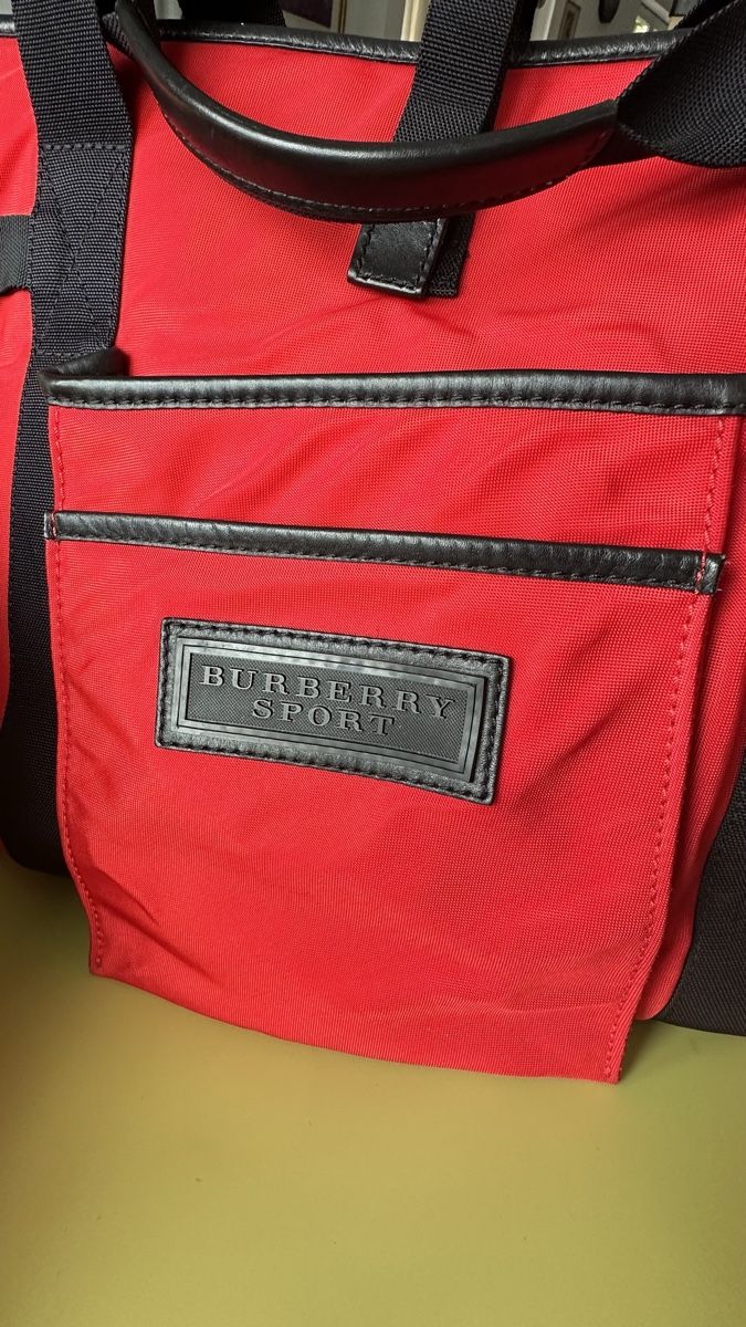 Burberry Borse: BURBERRY SPORT Tragetasche – Usato da Aarburg venduto da Yula24 2