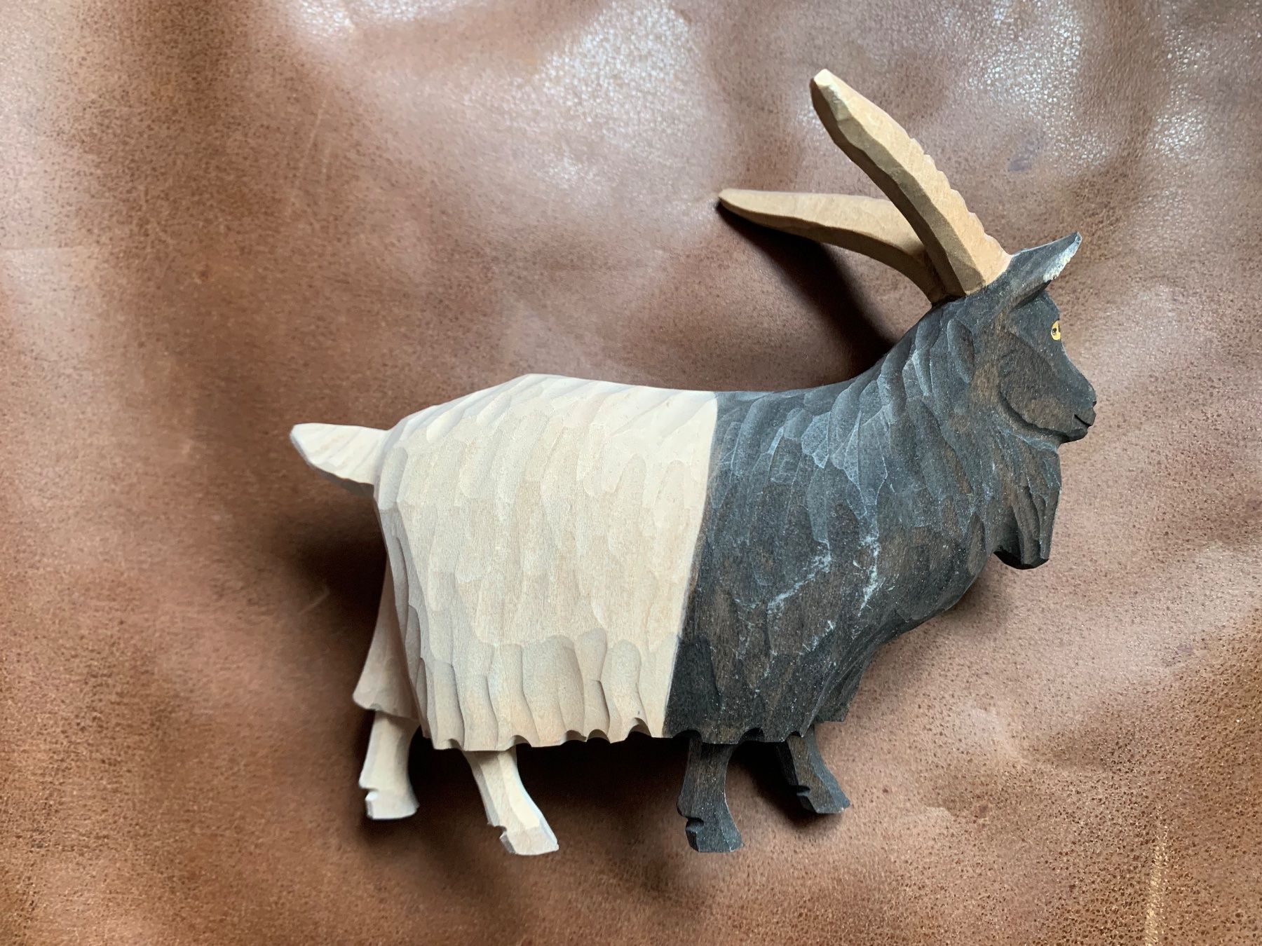 Figuren: Huggler Brienz, Ziegenbock, Ziege, Krippenfigur, Holz – Gebraucht aus Kloten von petrol5555 1