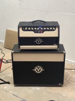 The Valve Amp Guitar Head + Cabinet in top Zustand