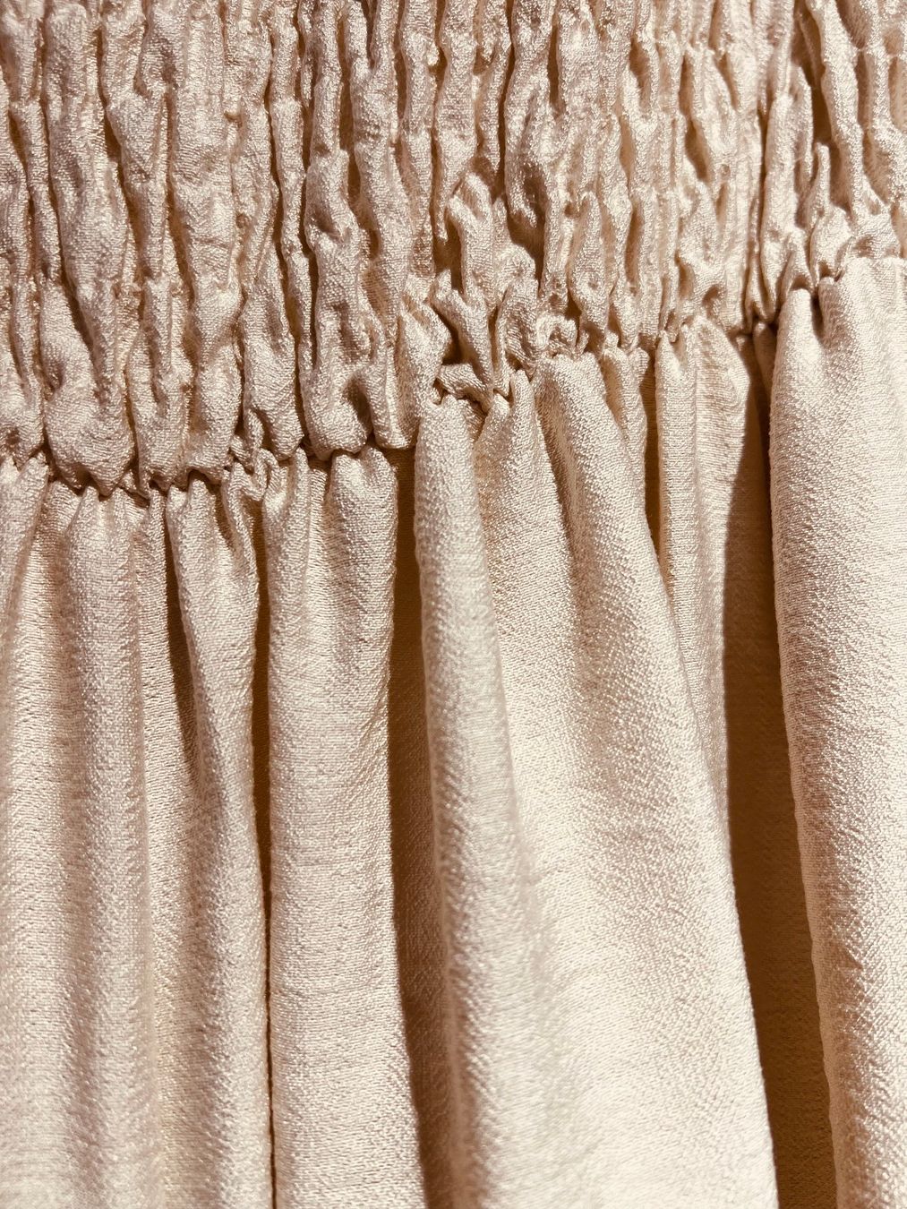 Jumpsuits: Naturbeiger schulterfreierJumpsuit – Neuf avec emballage d'origine à Zürich par Naebeli 2