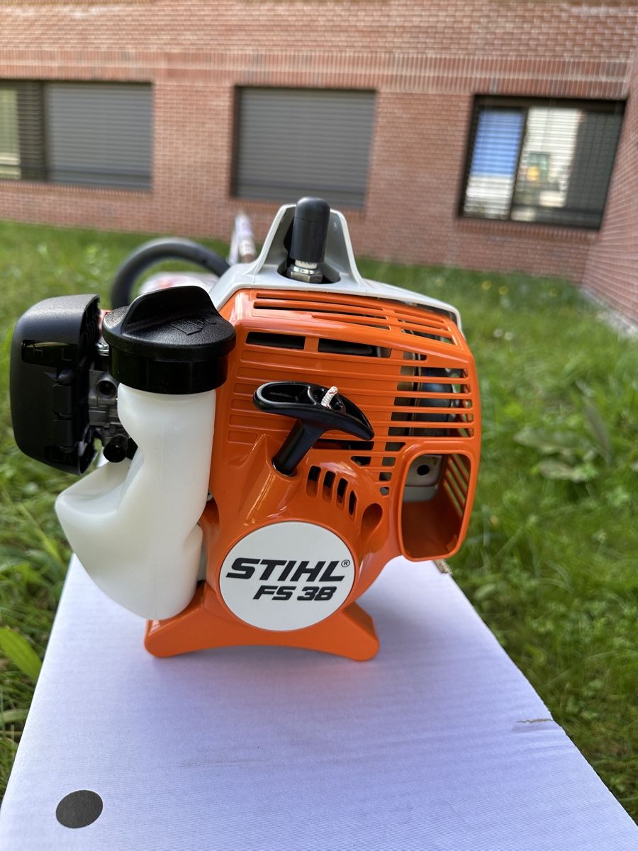 Motorsense Stihl FS 38. NEU Rasentrimmer (Neu und originalverpackt) in ...