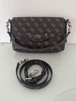 Guess Umhängetasche mit Muster, ideal für den Frühling!