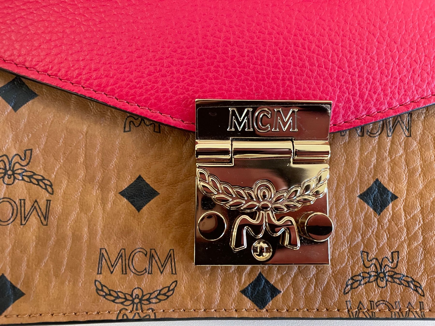 Mcm Taschen für Damen: MCM Crossbody in perfektem Zustand – Neu (gemäss Beschreibung) aus Basel von kiko9 6