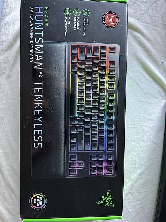 Tastaturen: Razer Huntsman V2 TKL  QWERTZ  – Gebraucht aus Lohn-Ammannsegg von Cy_rill2