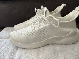 Sneaker – Größe 43 – Neu