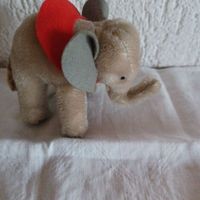 Steiff niedliches kleines Elefäntchen 10 cm grtoss