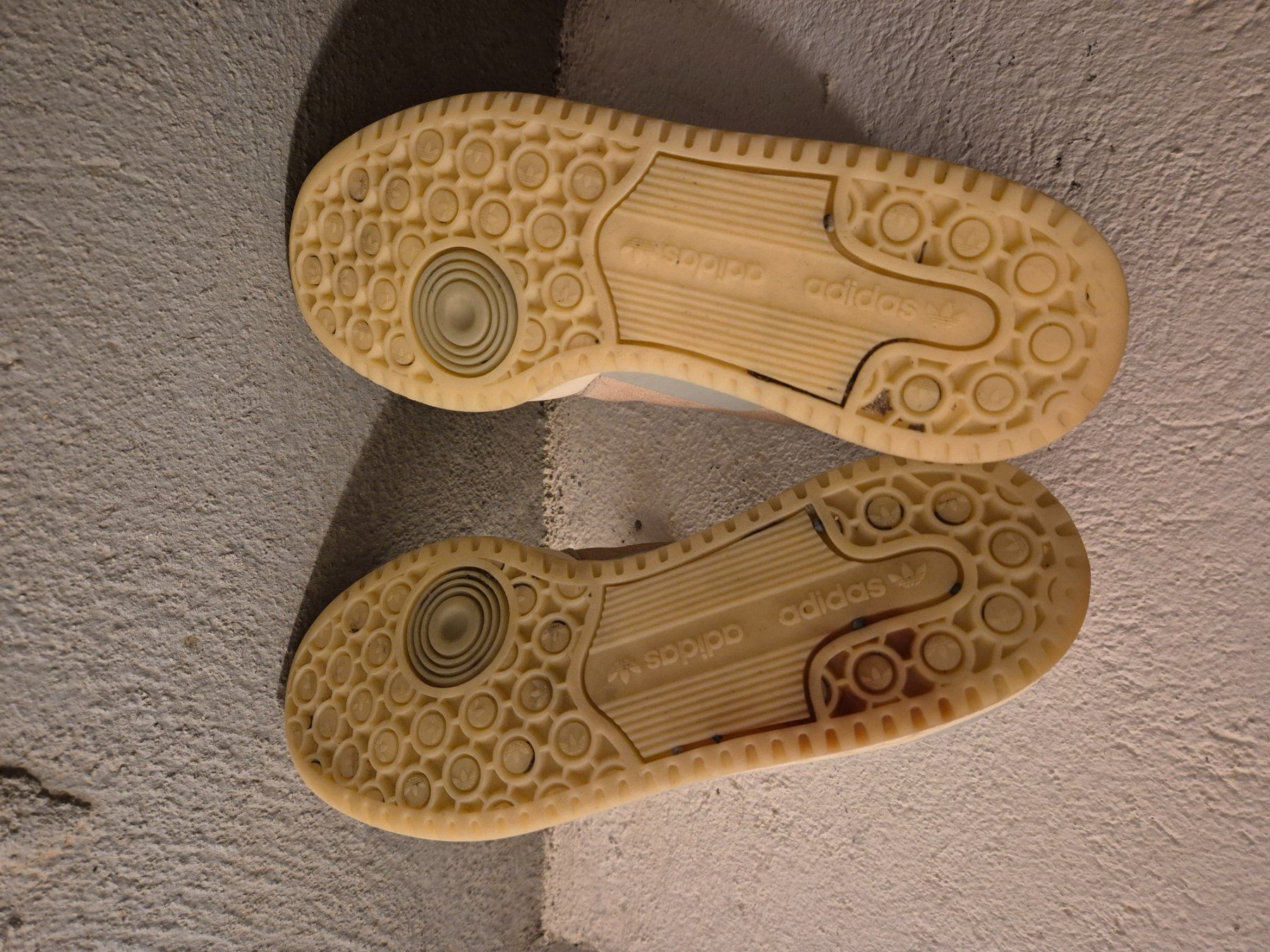 Scarpe da donna: Schuhe Adidas – Usato da Oberkulm venduto da Heckenrose20 1