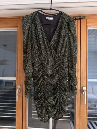 Elegantes Zara Minikleid