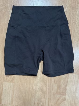 Uniqlo Airism Sportshorts schwarz Grösse S