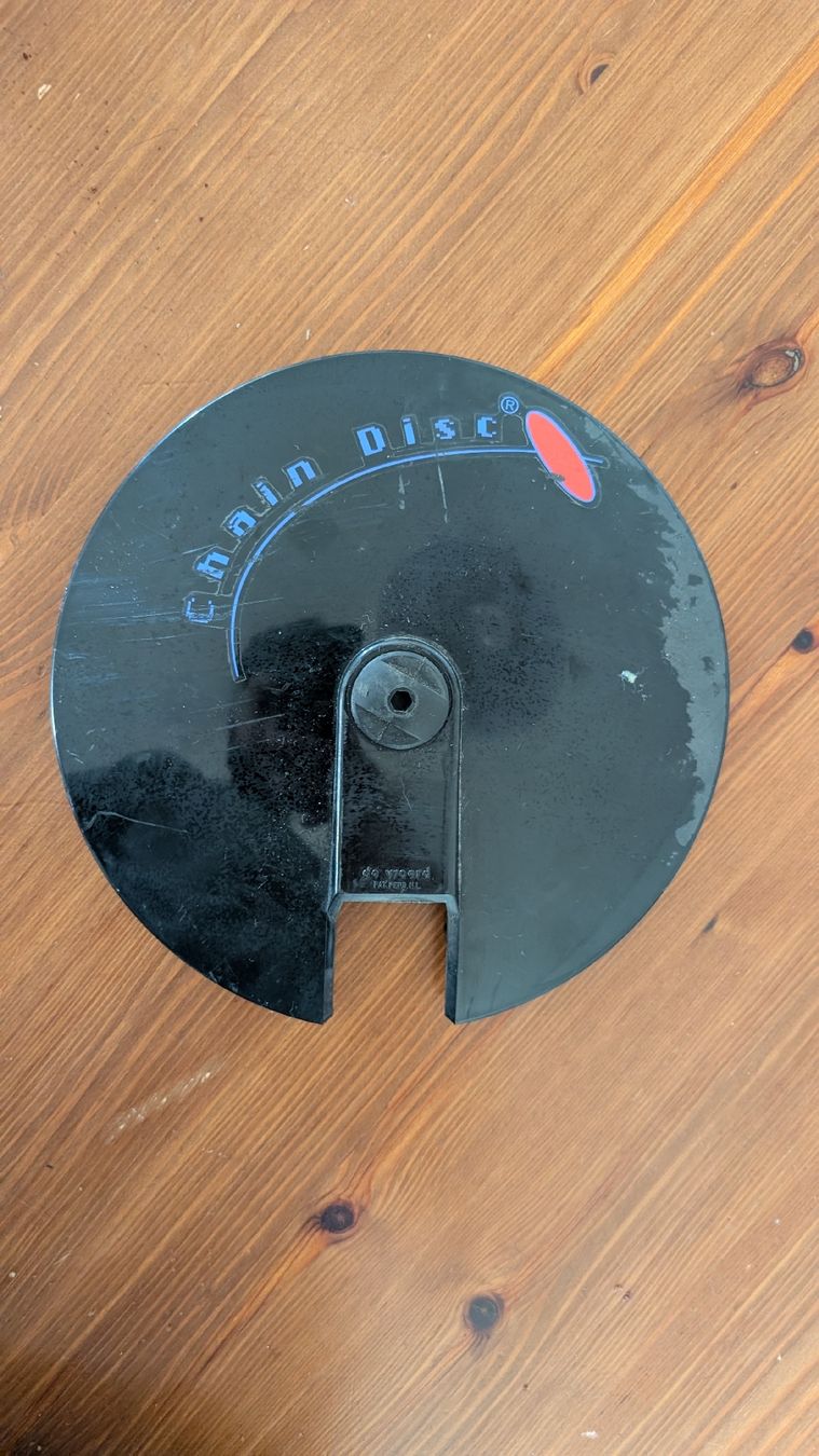 Pezzi di ricambio: Chain Disc Kettenschutzscheibe – Usato da Olten venduto da NicoOnline