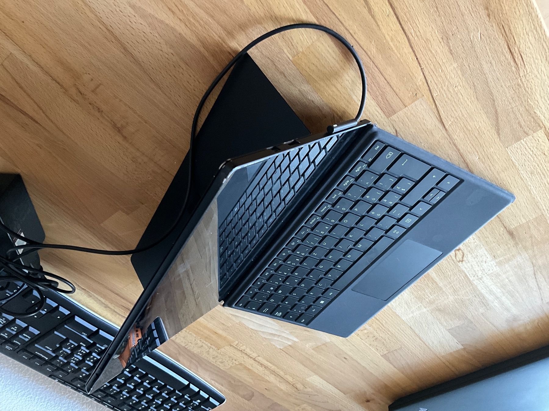 Microsoft Notebooks: Microsoft Surface Pro mit Tastatur – Gebraucht aus Baden von MarcSilvester 1