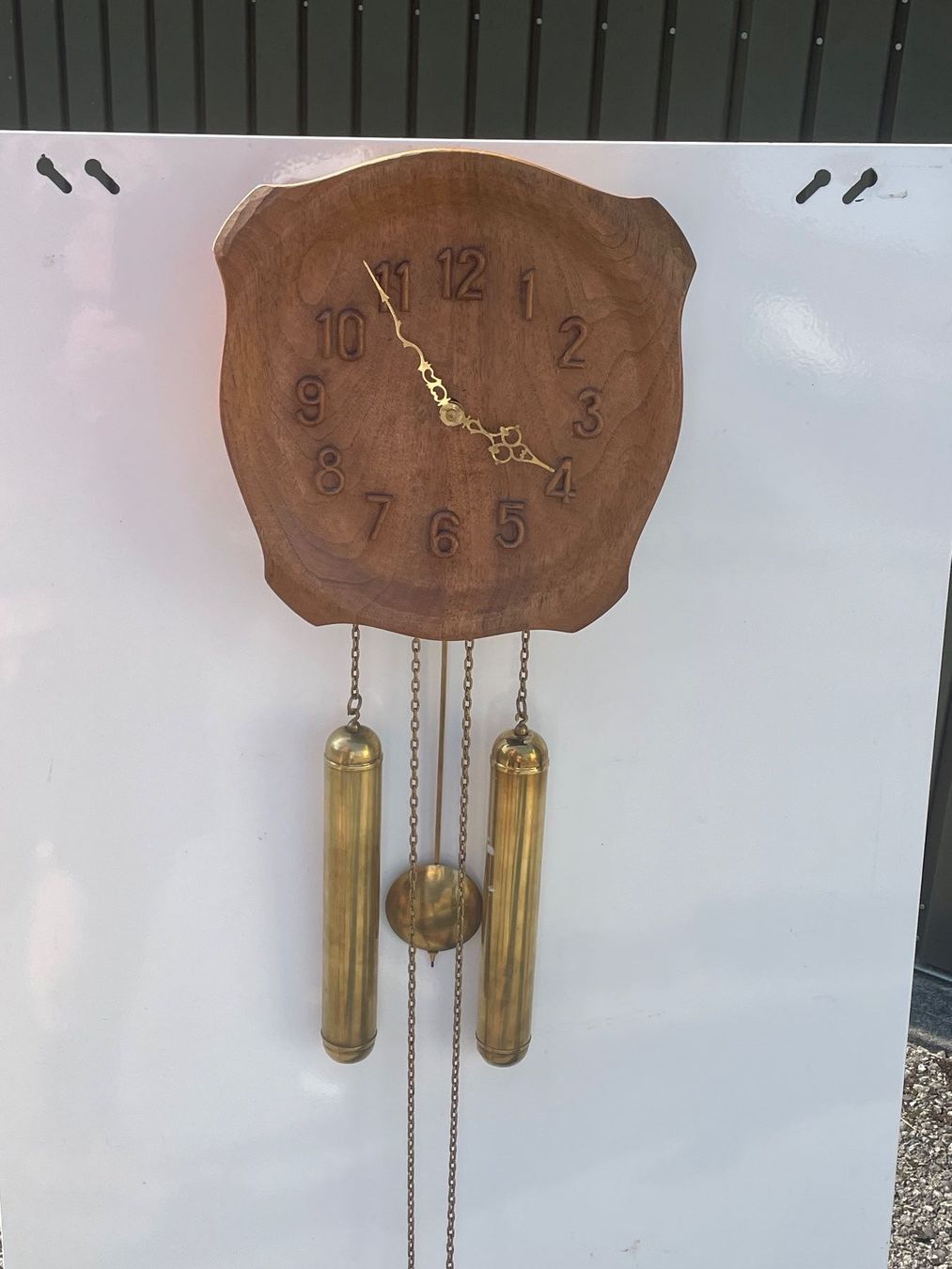 Orologi: Wunderschöne Wanduhr mit Gewichten Holz – Usato da wallisellen venduto da Schwendi4