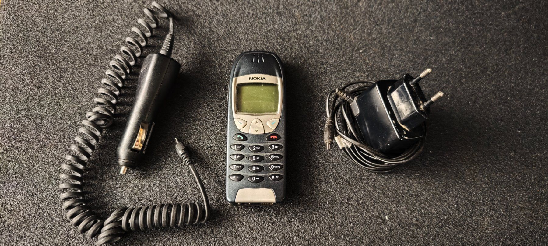 Nokia Telefoni cellulari / Smartphones: Nokia 6210 Autotelefon – Usato da Rieden SG venduto da wer_yqc2
