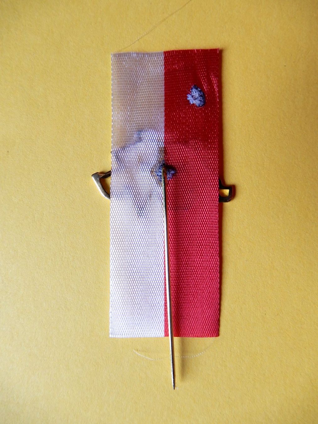 Swiss Plaketten & Abzeichen: 1. August Abzeichen 1963 – Gebraucht aus Senèdes von Framboise52 1