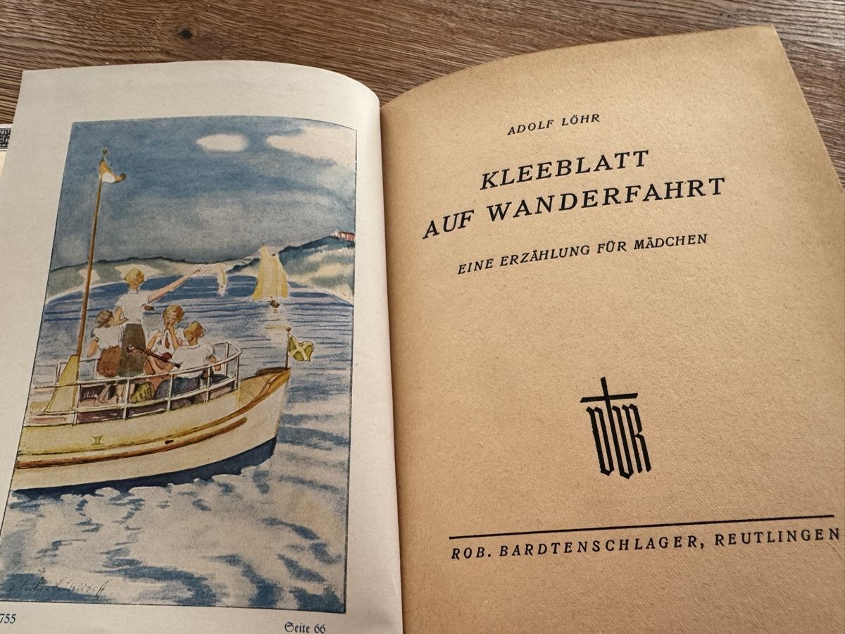 Libri: Kleeblatt auf Wanderfahrt von Adolf Löhr – Usato da Fehraltorf venduto da madewithlove 2
