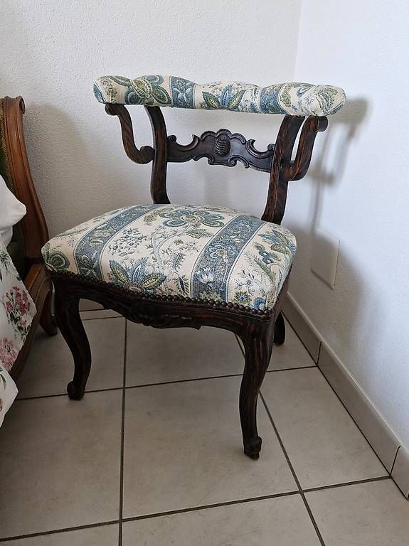 Fauteuils: Poltroncina antica – D'occasion à Giubiasco par bar_r9hz
