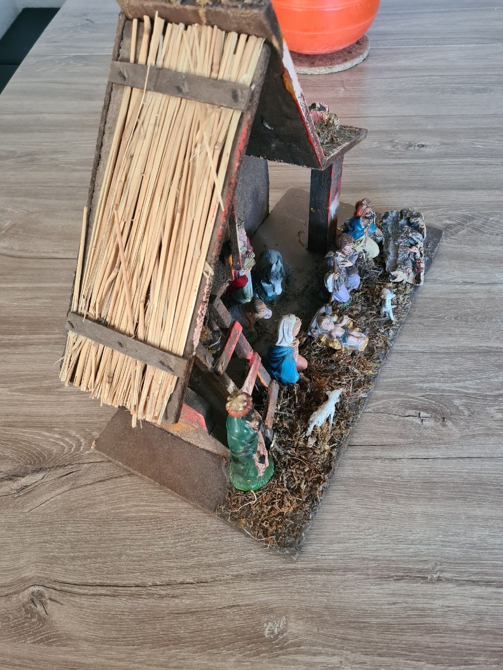 Alle Dekorationen: Weihnachtskrippe mit Figuren – Gebraucht aus Dussnang von kevin0812 5