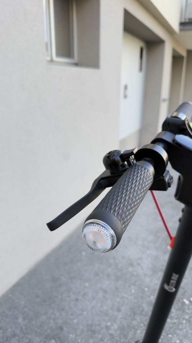 Scooters: Elektro Scooter  – D'occasion à Burg AG par Rl-2390 3