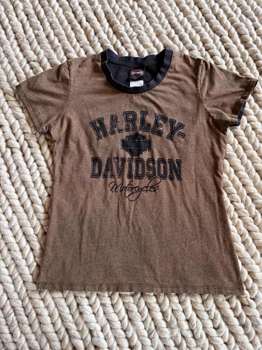 Harley-Davidson T-shirt: T-Shirt Harley-Davidson – Usato da Nesslau venduto da Giga257