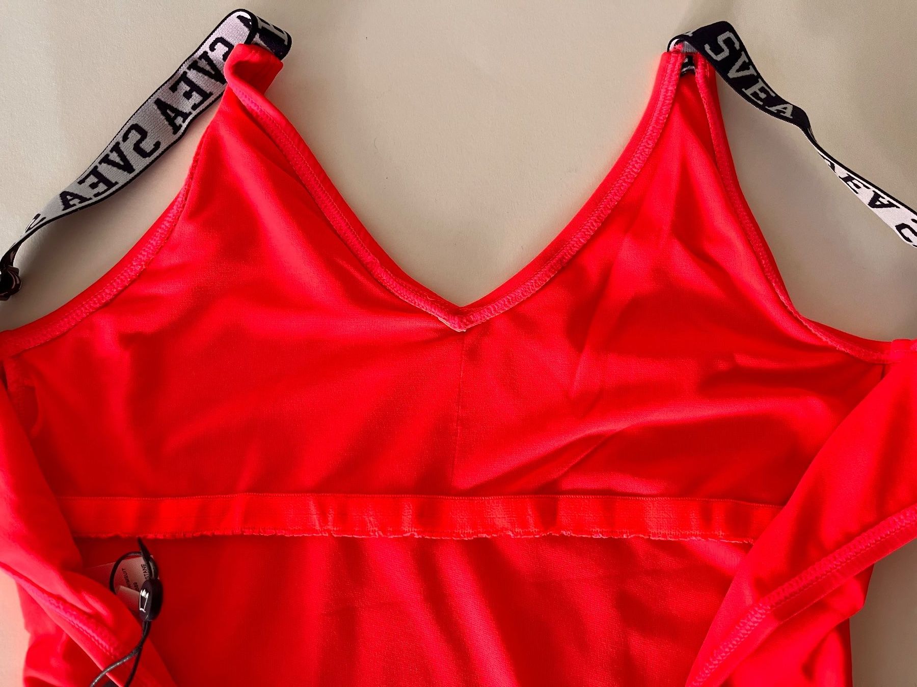 Costumi da bagno & Bikini: SVEA, Badekleid Laura, Grösse S, Farbe Corall – Nuovo e nell'imballaggio originale da Rudolfstetten venduto da gst_g7xl 4