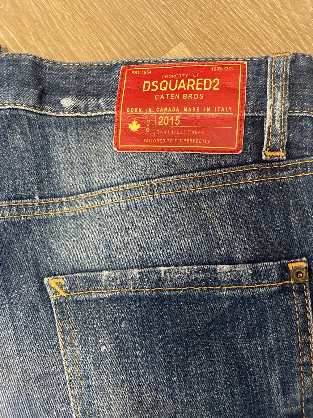 Dsquared2 Jeans: DSQUARED2 Herren Shorts, Gr. 46 – Usato da Baar venduto da koala9 4