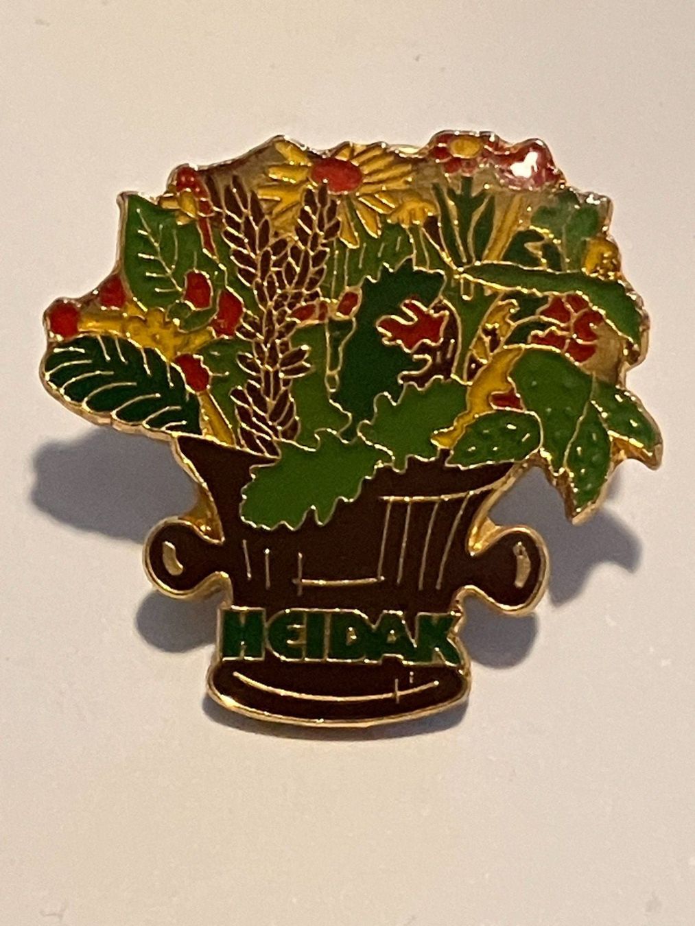 Placchette & Badge: 1 Pin Heidak – Usato da Basel venduto da djwwpp