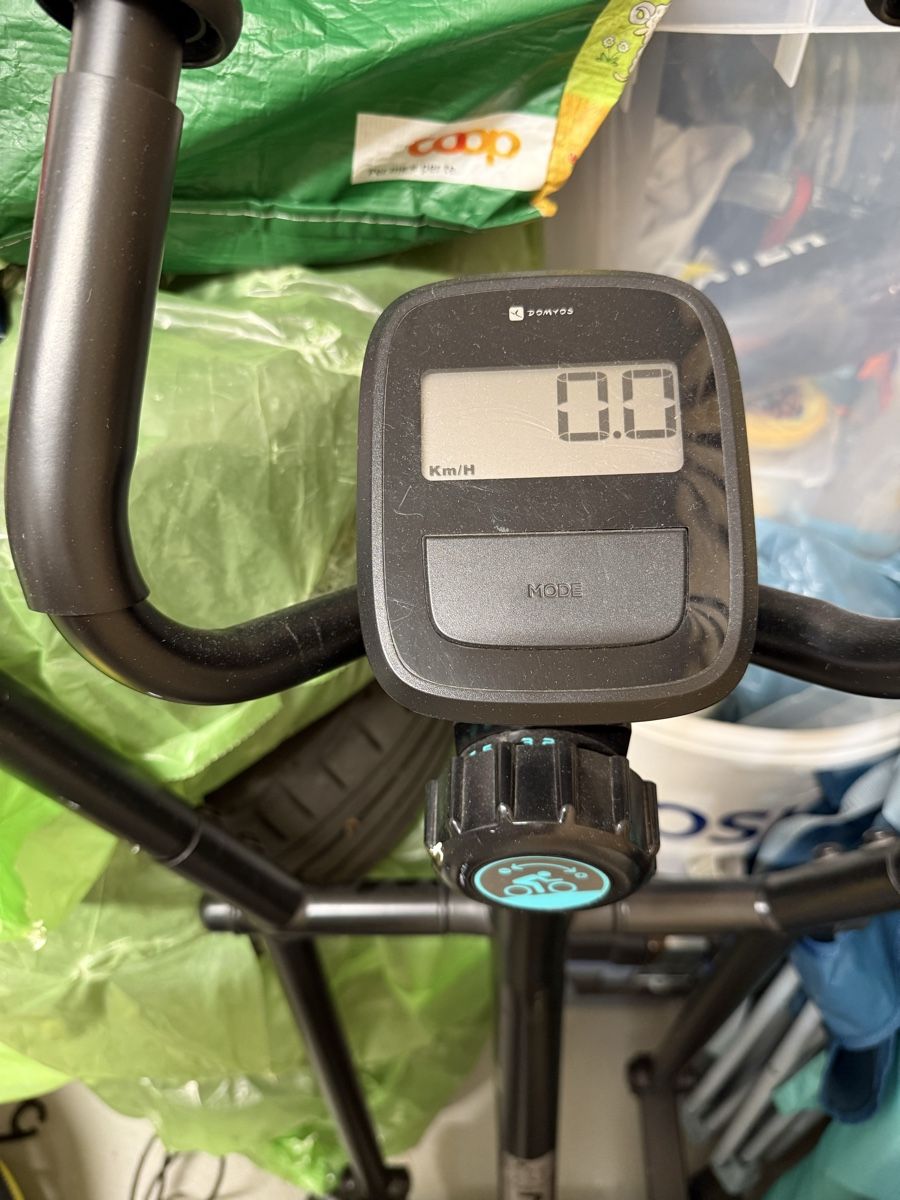 Decathlon Hometrainer: Elliptical Trainer Domyos Essential Good Condition – Usato da Waldenburg venduto da Gile35 1