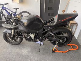 GSX-R 750