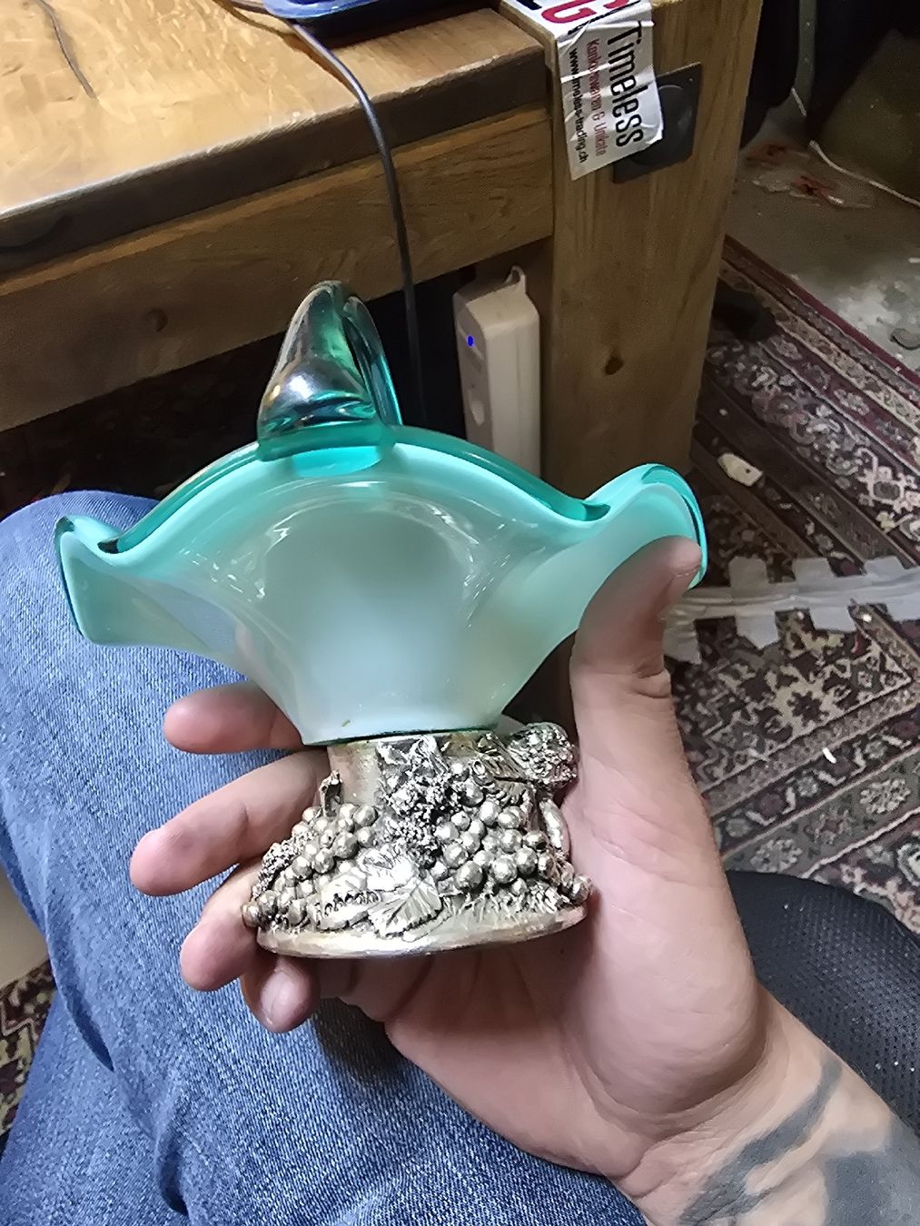 Ciotole: Glas Schale mit Engelsfigur und Trauben (D) – Usato da Rorschach venduto da TimelessTrading 2