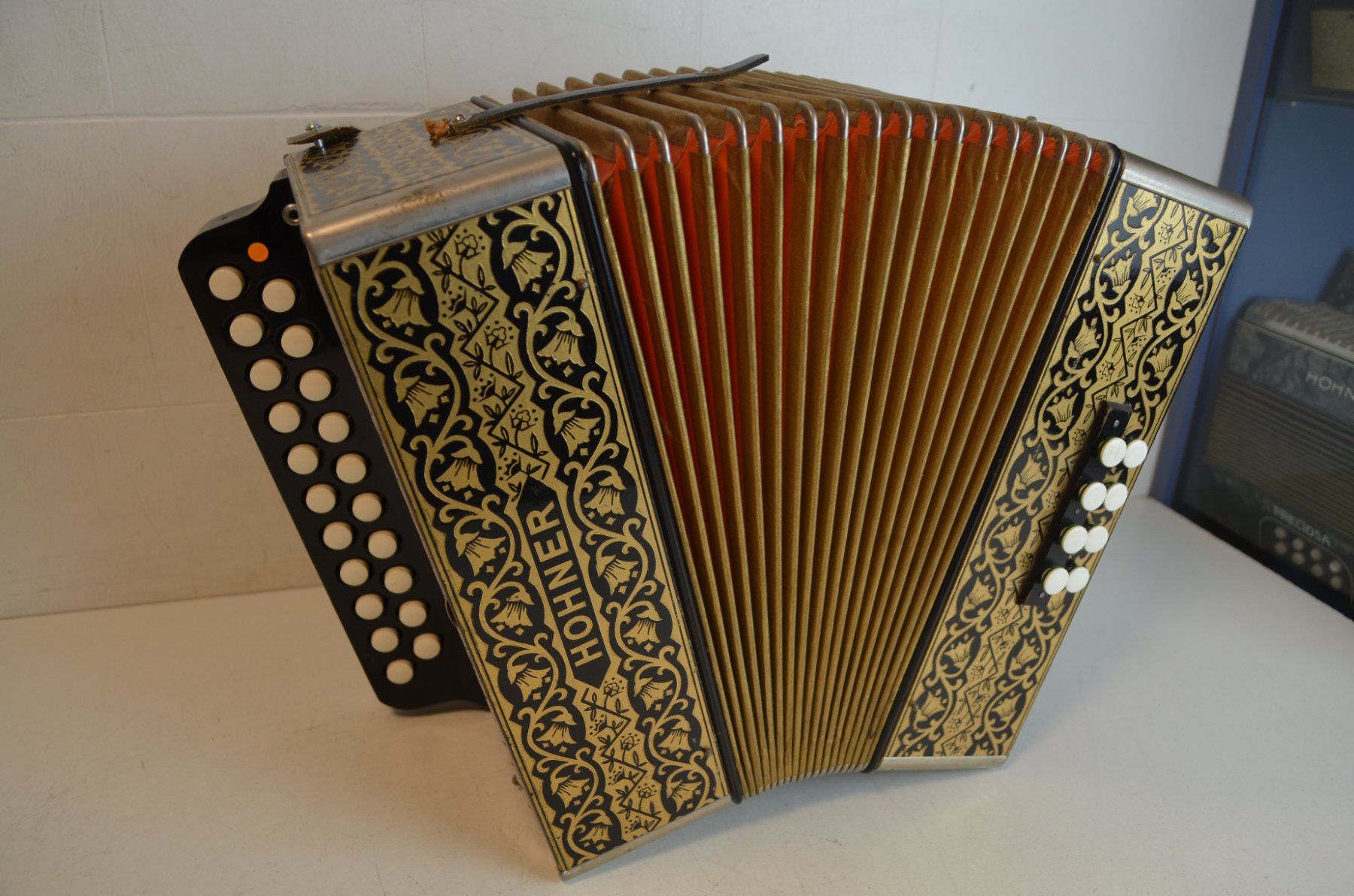 Hohner Strumenti musicali: Akkordeon diatonisch Hohner – Usato da Zürich venduto da baumusik 4