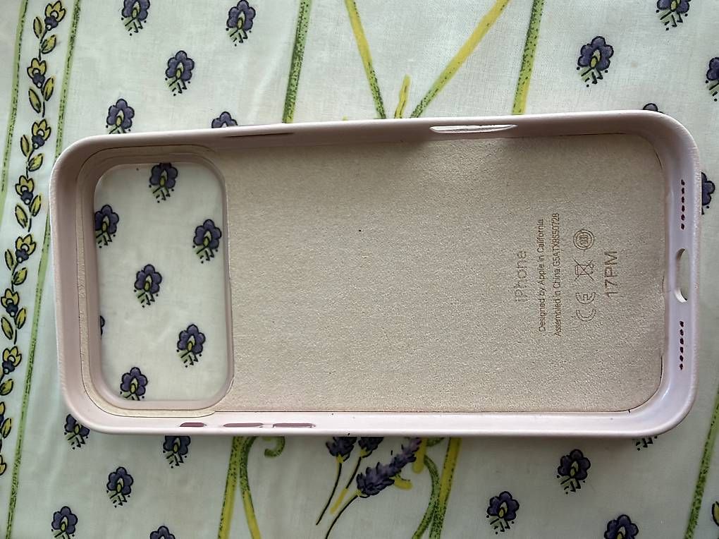 Apple Cover & Protezioni schermo: Original Cover blassrosa zu iPhone 17 Pro Max – Usato da Wolfhausen venduto da The_shark 1