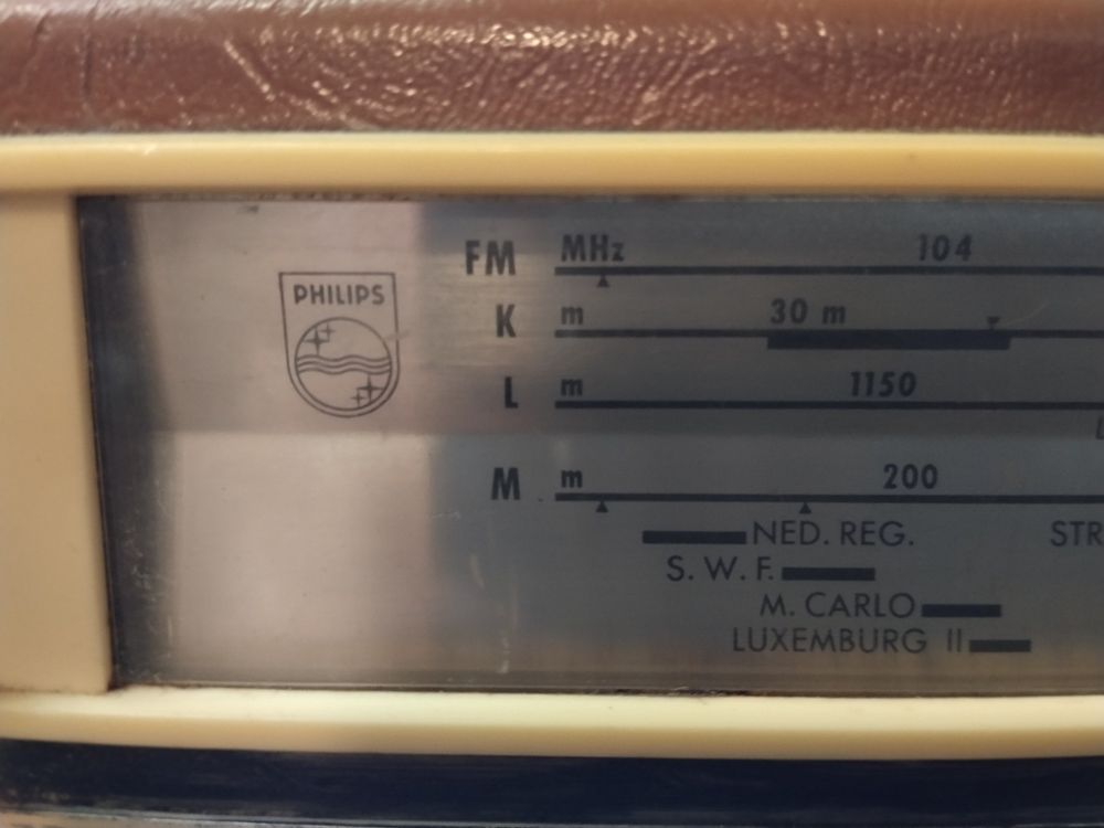 Radio transistor vintage Philips rare (Gebraucht) in Fribourg für CHF ...