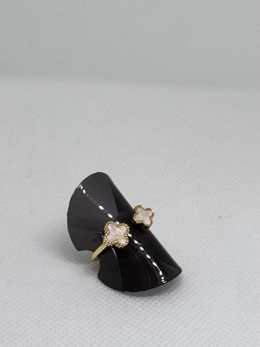 Anelli: Goldener Damenring mit Kleeblatt Design – Nuovo e nell'imballaggio originale da Grenchen venduto da JAP_Jewellery 2