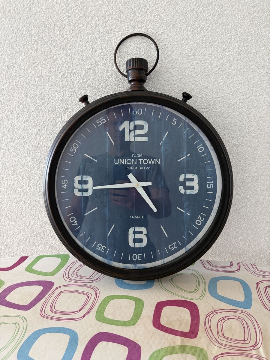 Stand- & Wanduhren: Originelle Wanduhr – Gebraucht aus Wiedlisbach von Frenkyfix