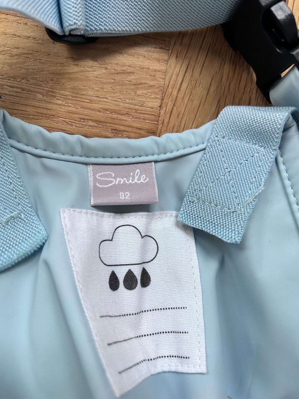 Lotti & Set di vestiti: Regenkleidung Set Gr 92 – Usato da Affoltern am Albis venduto da dor_d289 2