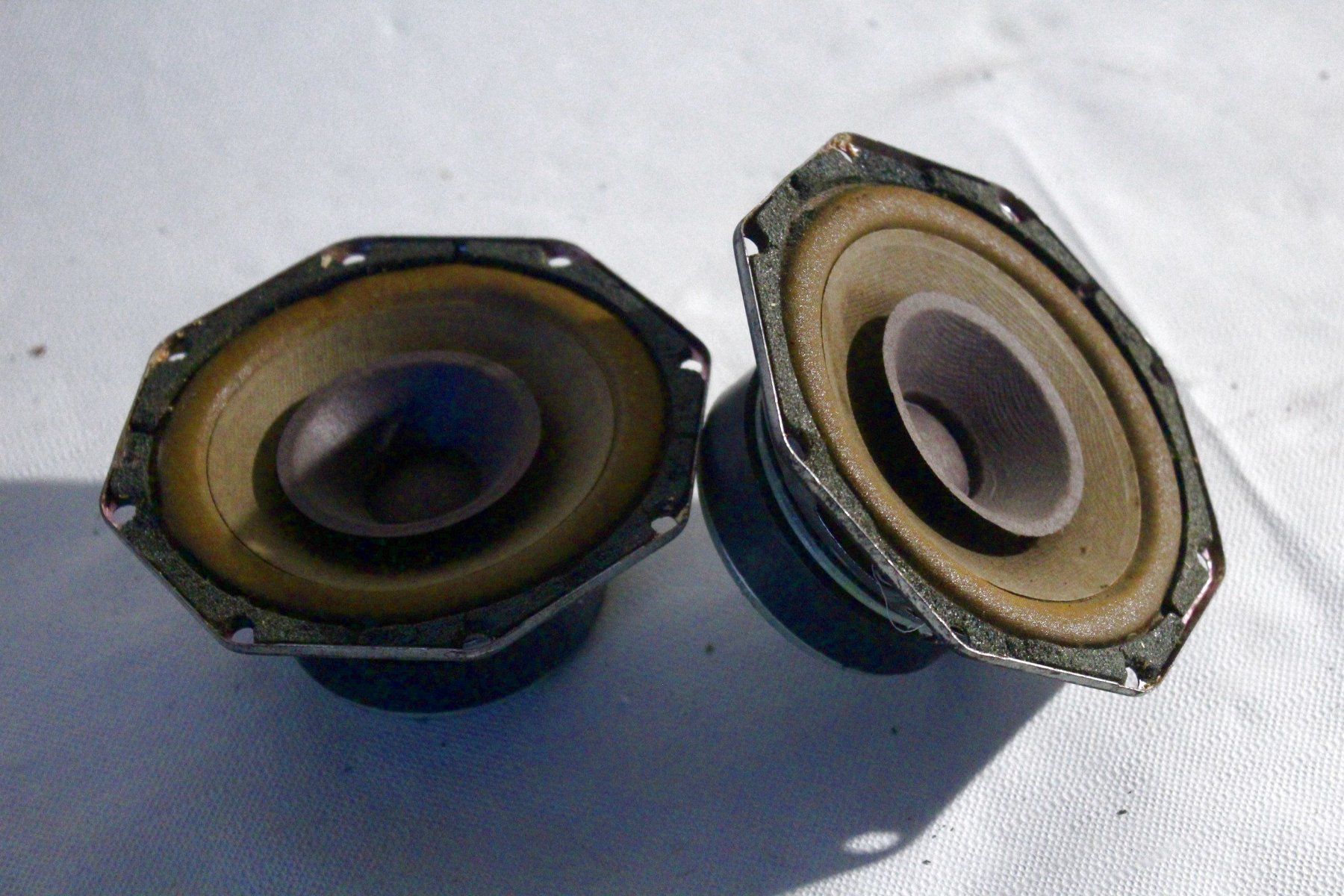 Philips Casse acustiche: 2x PHILIPS AD5061/M4 5 inch Octagonal Full Range Speakers – Usato da Bern venduto da kultiges