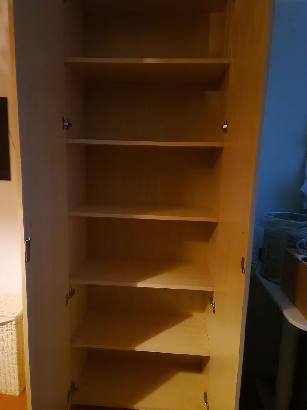 Armadi: Büromöbel – Usato da Windisch venduto da Miom 3