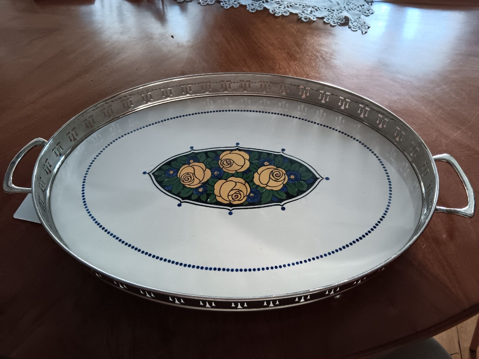 Piatti di portata: Französische jugendstil Tablett/servierteller – Usato da Ambrì venduto da Maerz87
