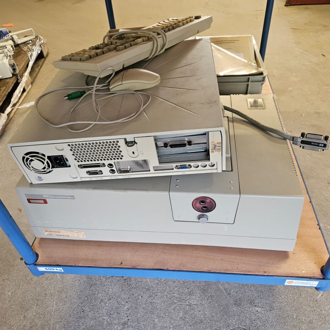 Accessori da laboratorio: HP 1090 Liquid Chromatograph/HP 8452A DAS & PC/Software – Usato da Niederdorf venduto da LeptonAG_Labor 2