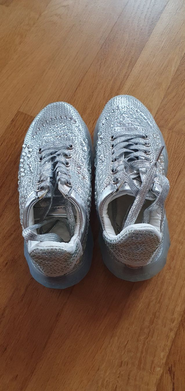 Damenschuhe: Glitzer Damen Sneaker Gr. 37, Silbern Neu – Neu (gemäss Beschreibung) aus Islisberg von Moonlight98 2