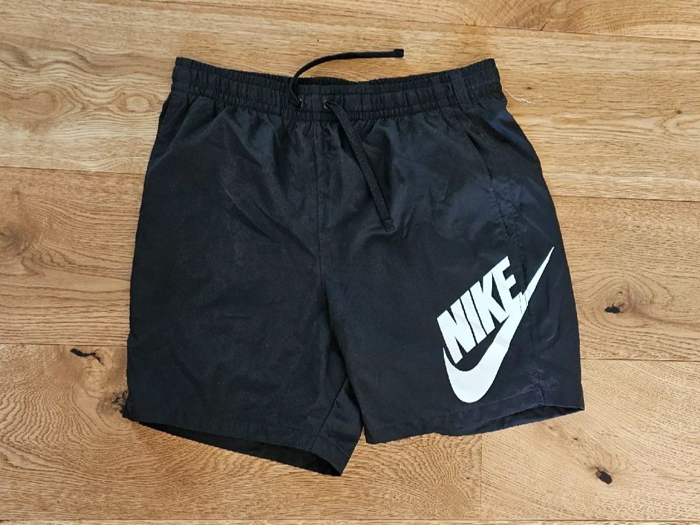 Nike Costumi da bagno: Nike Badeshorts schwarz Grösse S – Nuovo (secondo la descrizione) da Bern venduto da Respirit