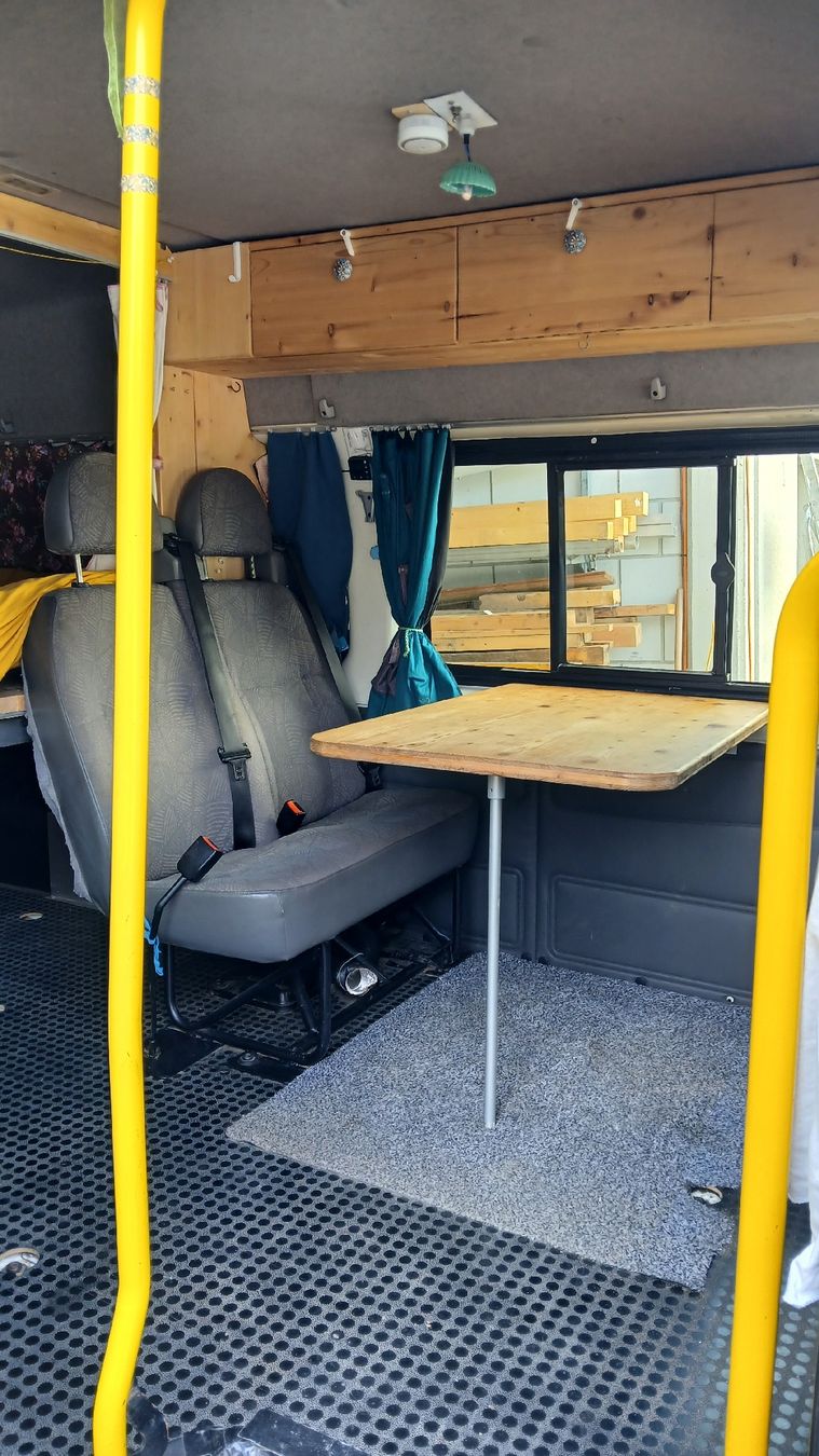 Ford Veicoli da campeggio: Ford Transit 350 TDCi Camper – Difettoso da Aarberg venduto da retoc0102 4
