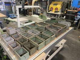 Lot vintage Metallkisten ab 1.-