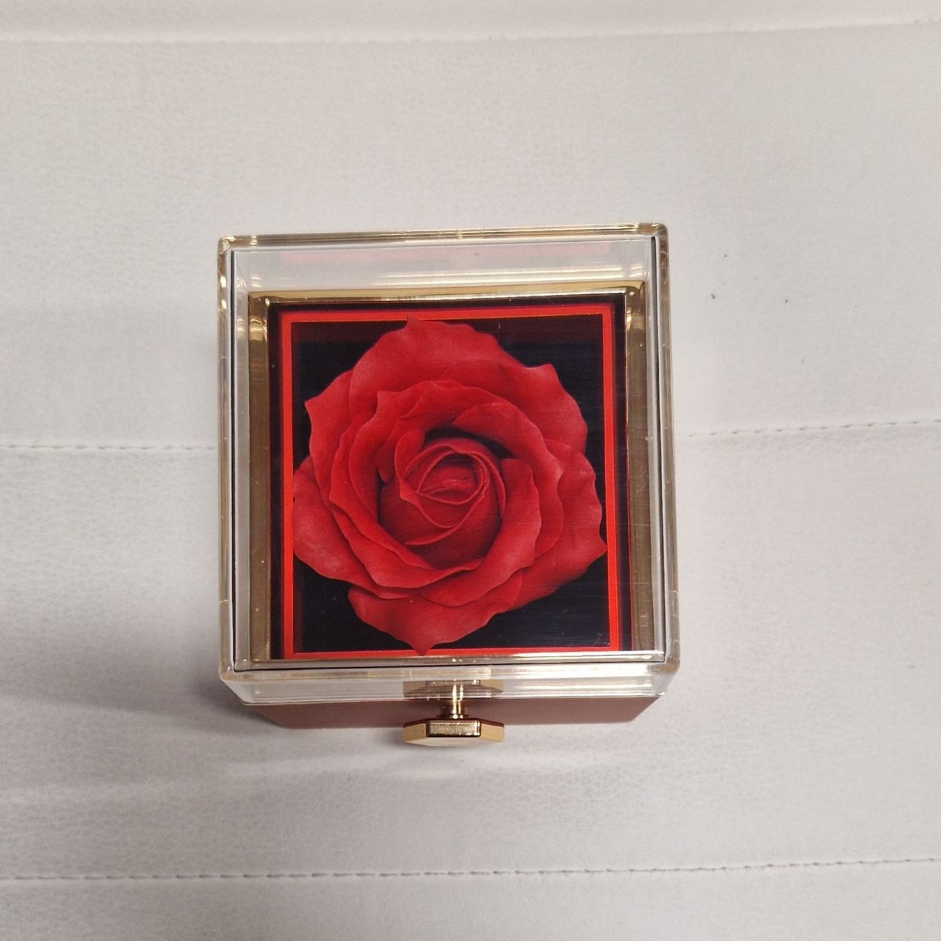 Tutte le decorazioni: Rosenbox Valentinstag  – Nuovo e nell'imballaggio originale da Dorf venduto da Messer-Schweiz 1