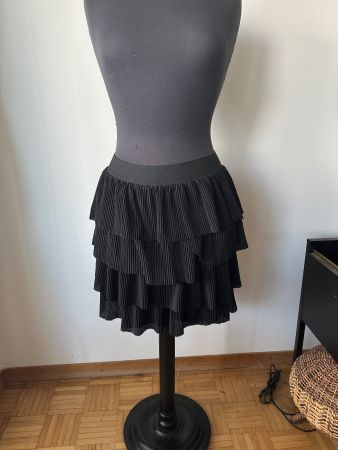Rock H&M Volants Grösse S guter Zustand
