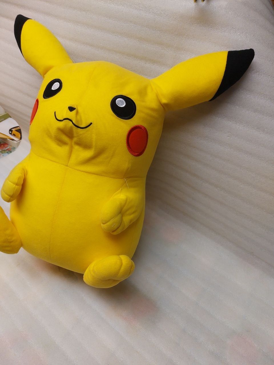 Pokémon Giocattoli: Original Nintendo Pokémon Pikachu soft toy – Usato da Pambio Noranco venduto da Pol69 1
