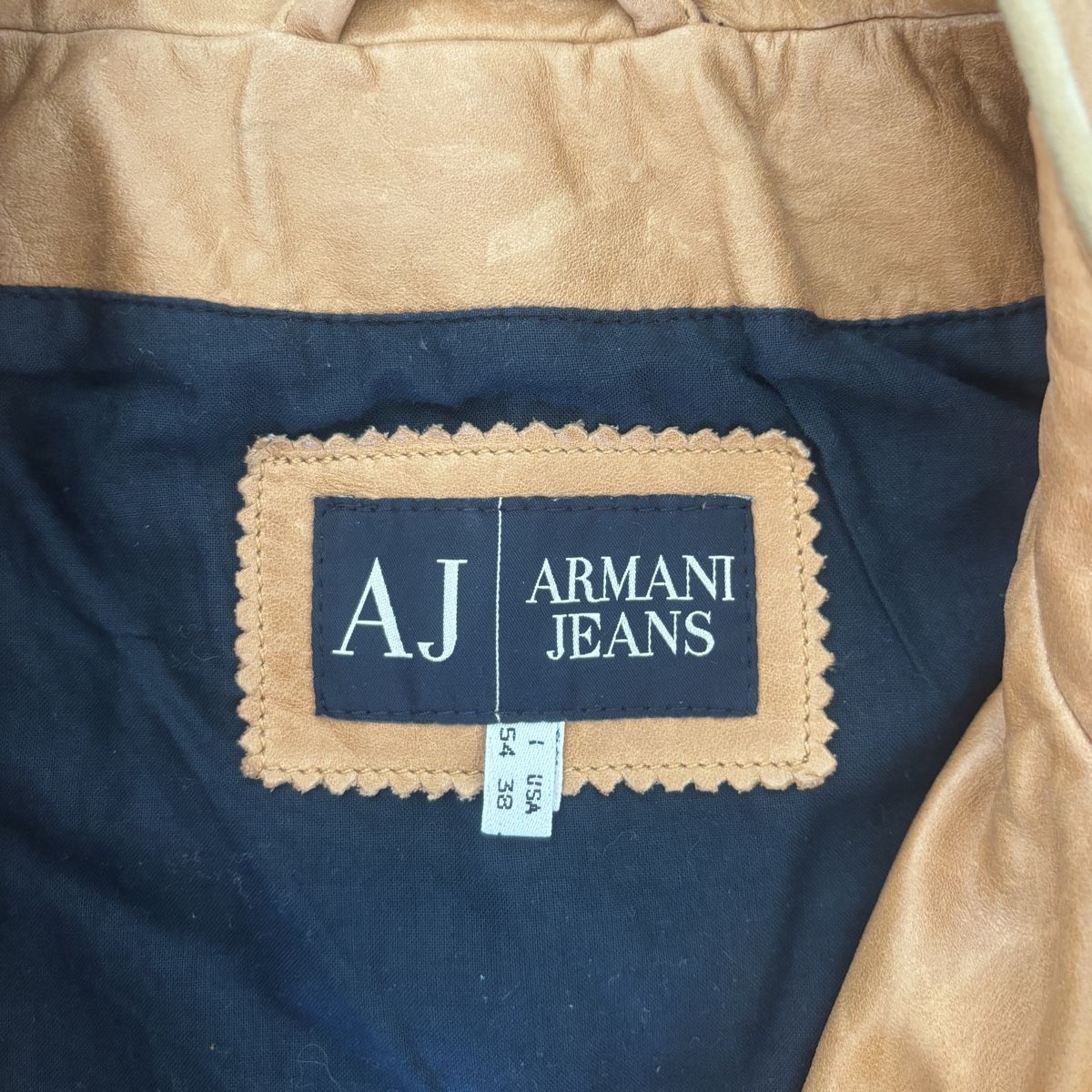 Armani Jacken: Armani Jeans Herren Lederjacke hellbraun – Gebraucht aus Bern von projetag 1