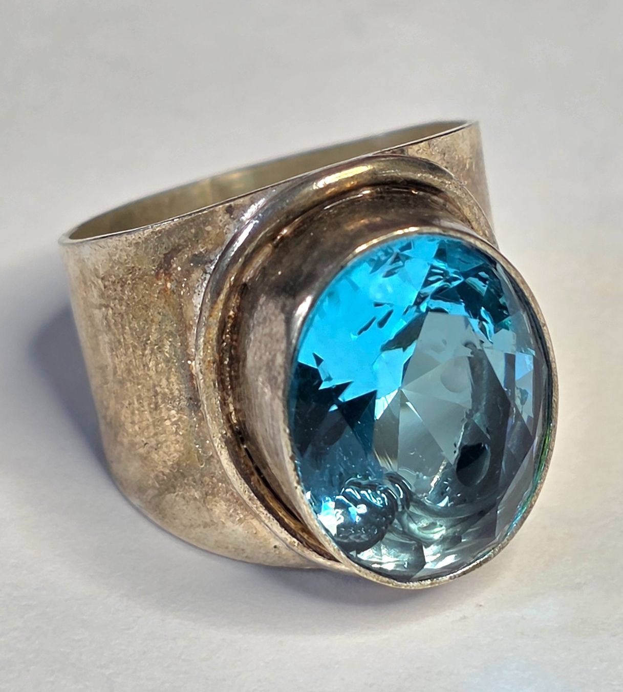Bagues: Silber Ring mit blauem Stein – Neuf (Voir description) à Zürich par adriben 1